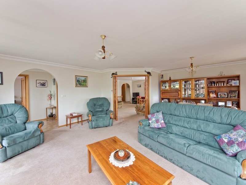 50 Suncoast Drive, Blackmans Bay TAS 7052