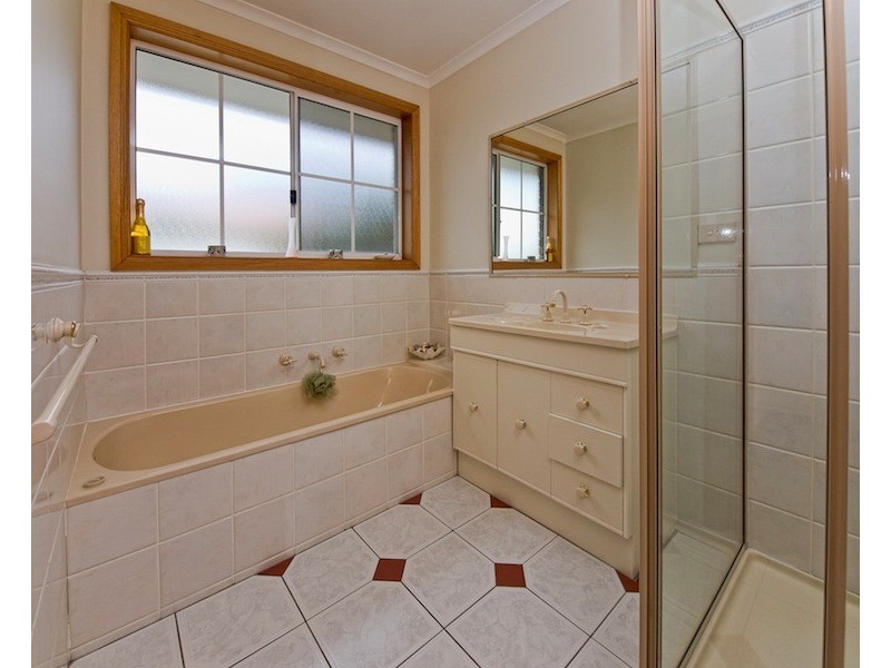 50 Suncoast Drive, Blackmans Bay TAS 7052