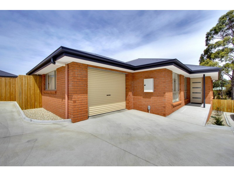 24 Cider Gum Drive, Blackmans Bay TAS 7052