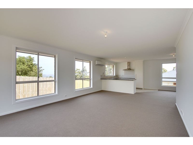 24 Cider Gum Drive, Blackmans Bay TAS 7052