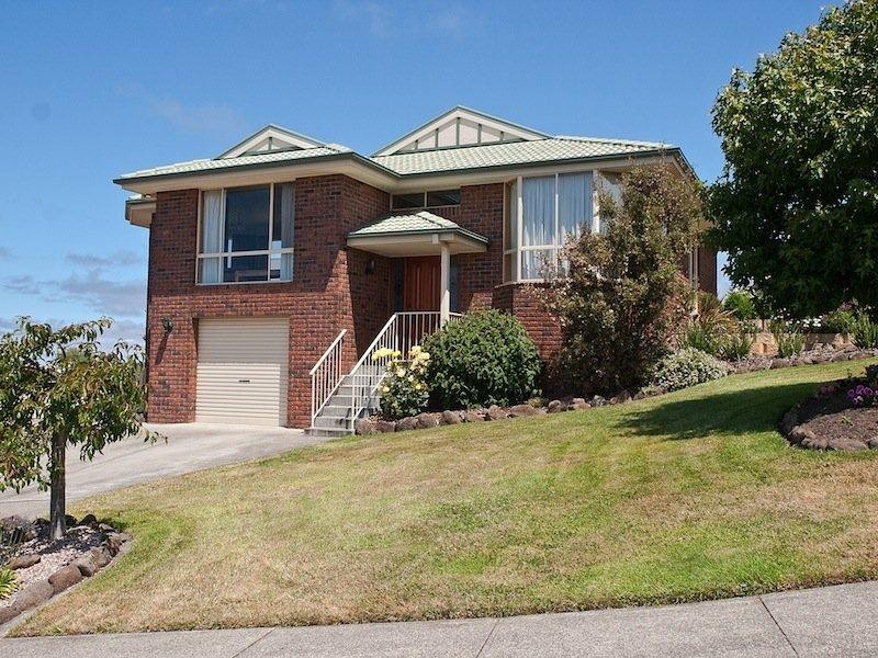9 Donohoe Gardens, Kingston Beach TAS 7050