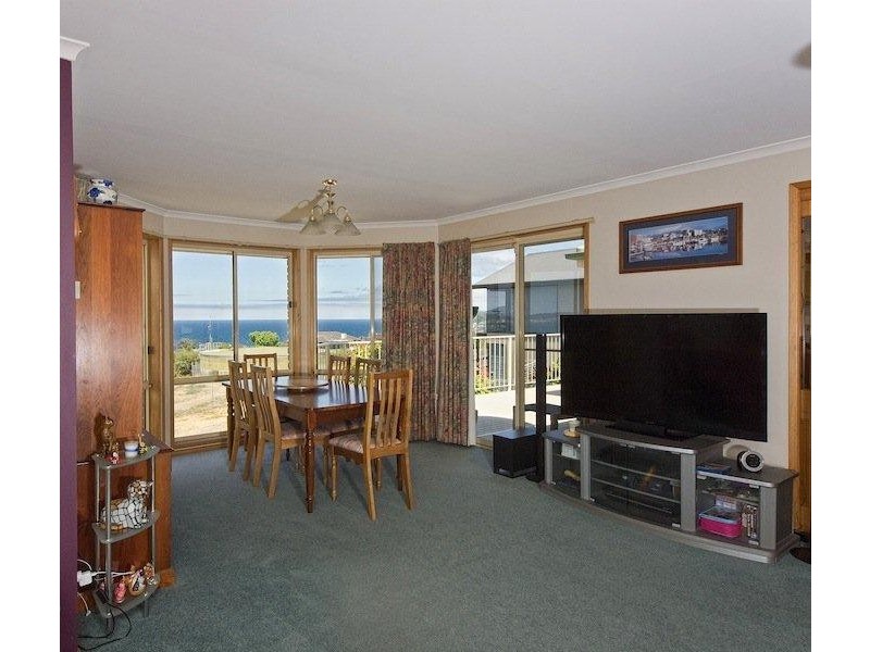 9 Donohoe Gardens, Kingston Beach TAS 7050