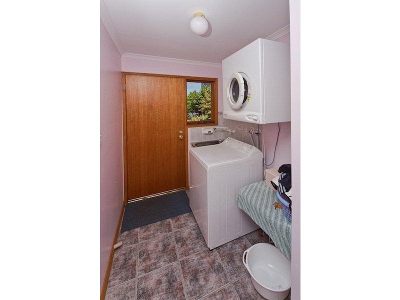 9 Donohoe Gardens, Kingston Beach TAS 7050