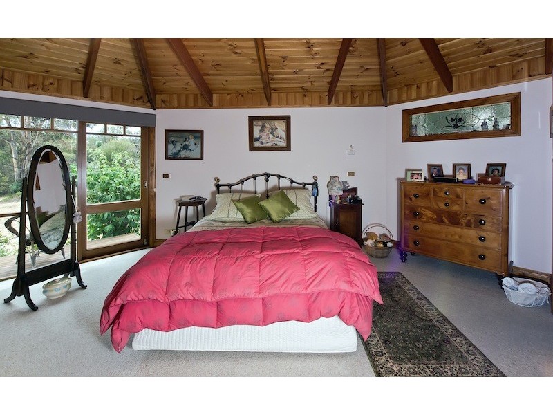 6 Golden Grove Drive, Blackmans Bay TAS 7052