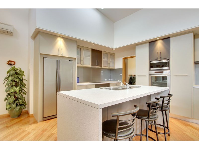 83 Kingston View Drive, Kingston TAS 7050