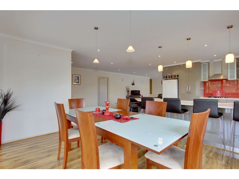 14 Lomandra Drive, Blackmans Bay TAS 7052