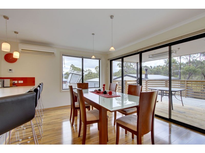 14 Lomandra Drive, Blackmans Bay TAS 7052