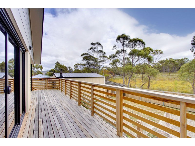 14 Lomandra Drive, Blackmans Bay TAS 7052