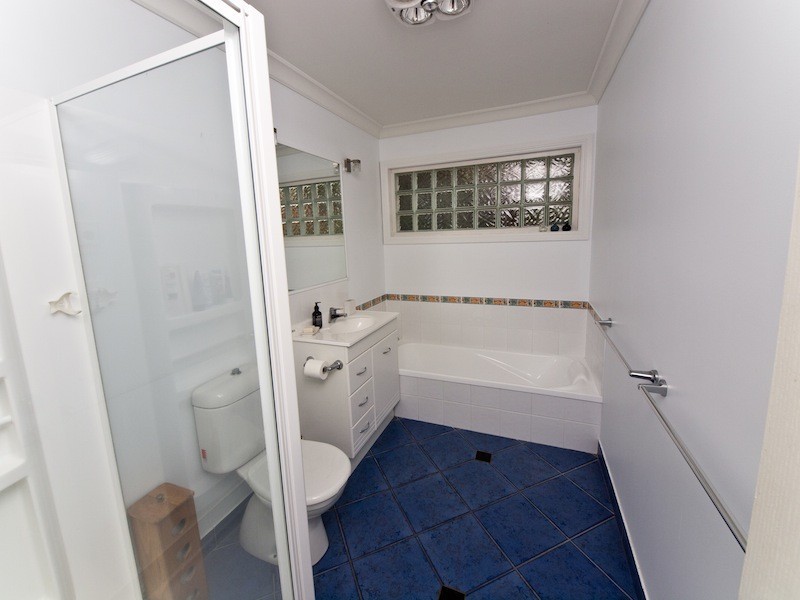 18 Tinderbox Road, Blackmans Bay TAS 7052