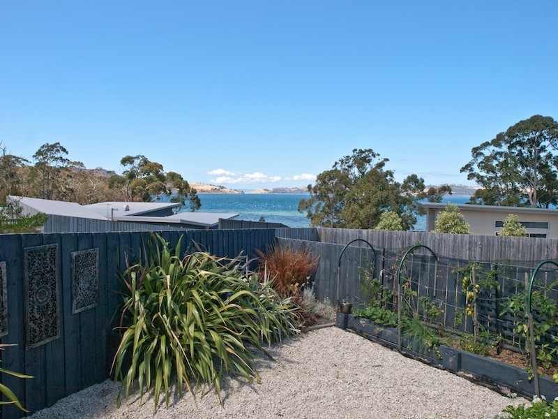 4/39 Staff Road, Electrona TAS 7054