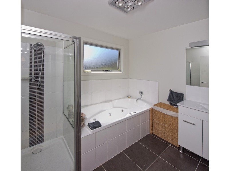 4/39 Staff Road, Electrona TAS 7054