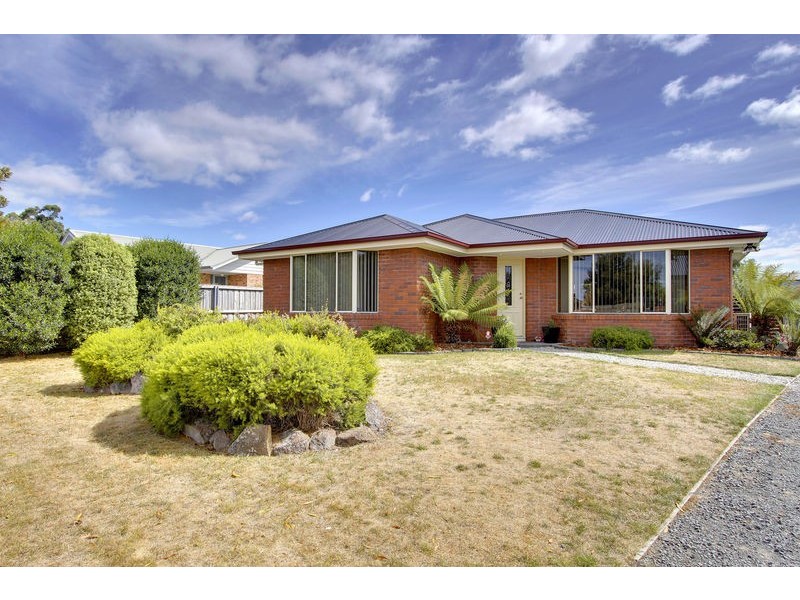 32 Jacaranda Drive, Margate TAS 7054