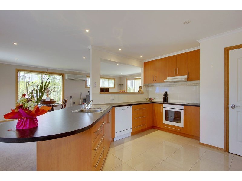 32 Jacaranda Drive, Margate TAS 7054