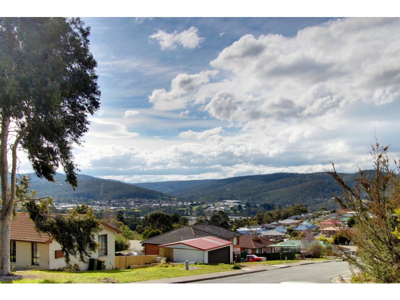 1/7 Lucas Street, Kingston TAS 7050