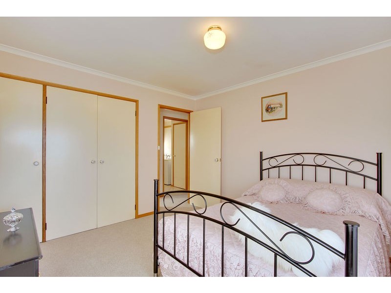 34 Tingira Road, Blackmans Bay TAS 7052