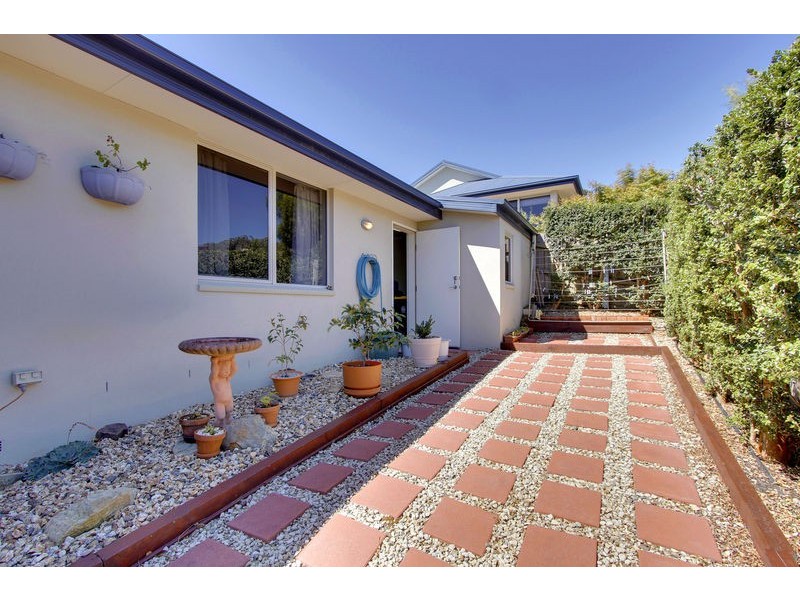 3/11 Olive Place, Kingston TAS 7050