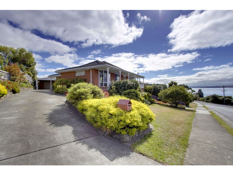 6 Tarana Road, Blackmans Bay TAS 7052