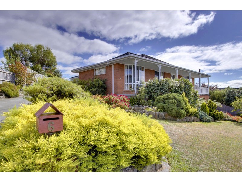 6 Tarana Road, Blackmans Bay TAS 7052