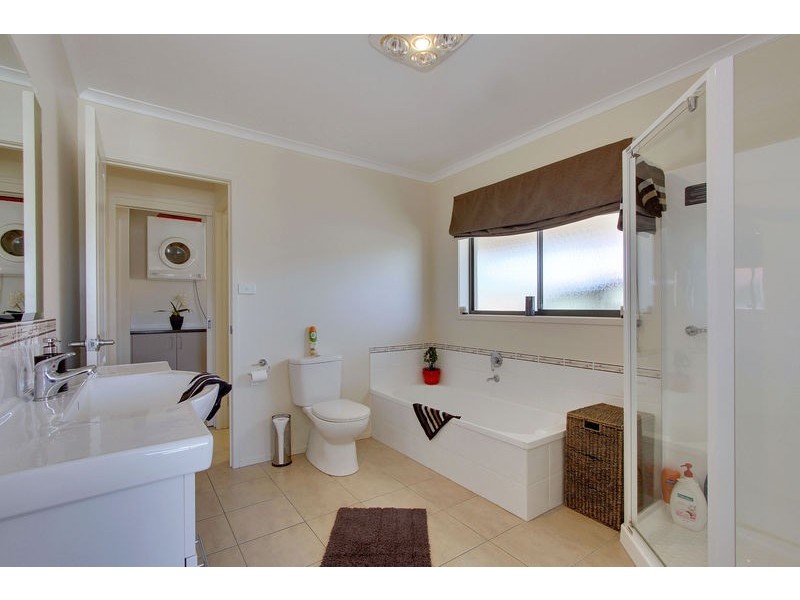 6 Taplan Court, Margate TAS 7054