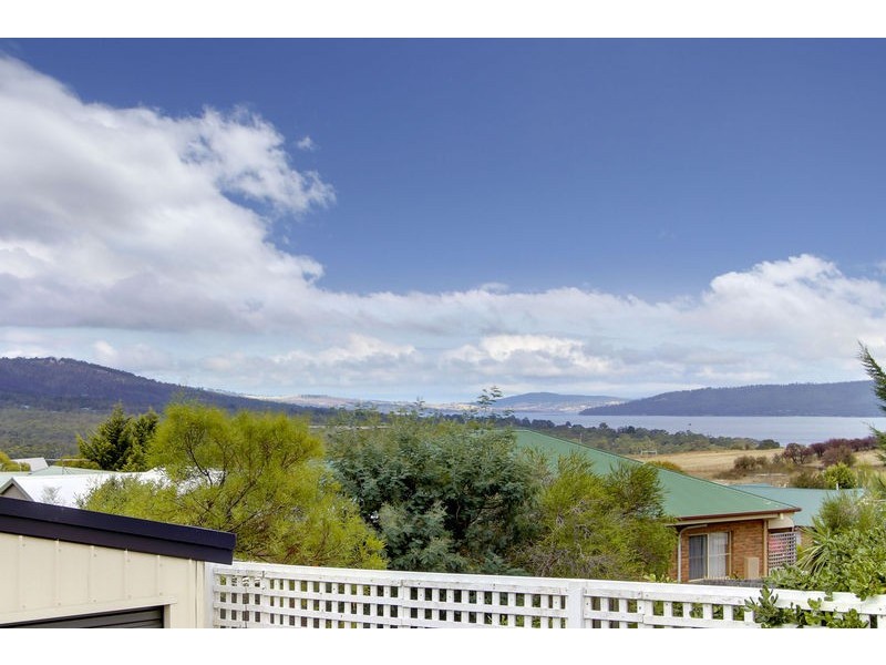 16 Thistle Down, Huntingfield, Kingston TAS 7050