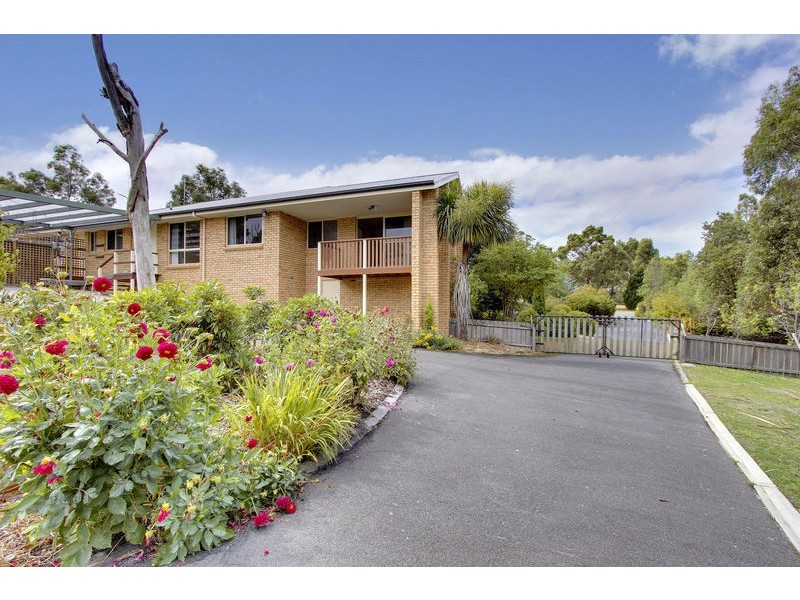 24 Cicero Court, Blackmans Bay TAS 7052