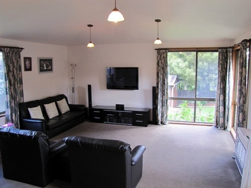 15 Nolan Crescent, Kingston TAS 7050