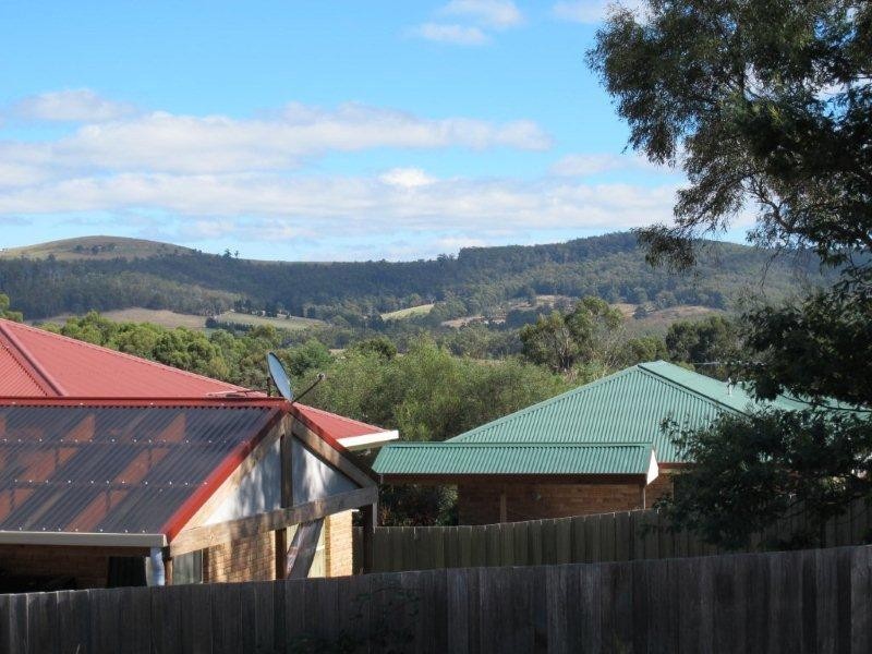 1 Honeyeater Court, Kingston TAS 7050