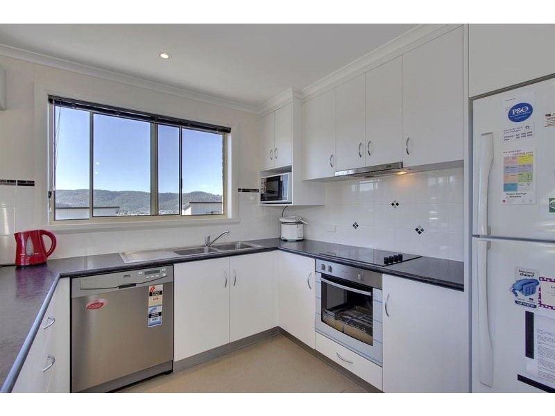 7/71 Ineke Drive, Kingston TAS 7050