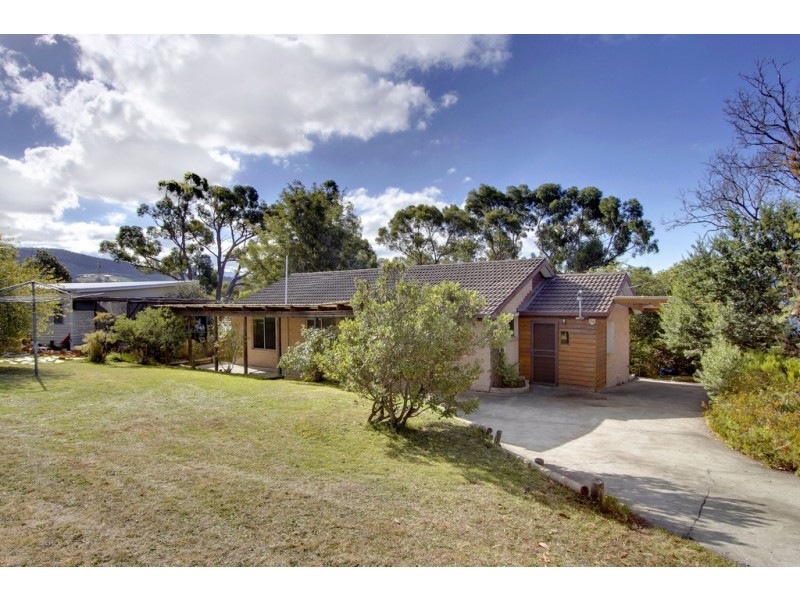 8 Mardon Lane, Coningham TAS 7054
