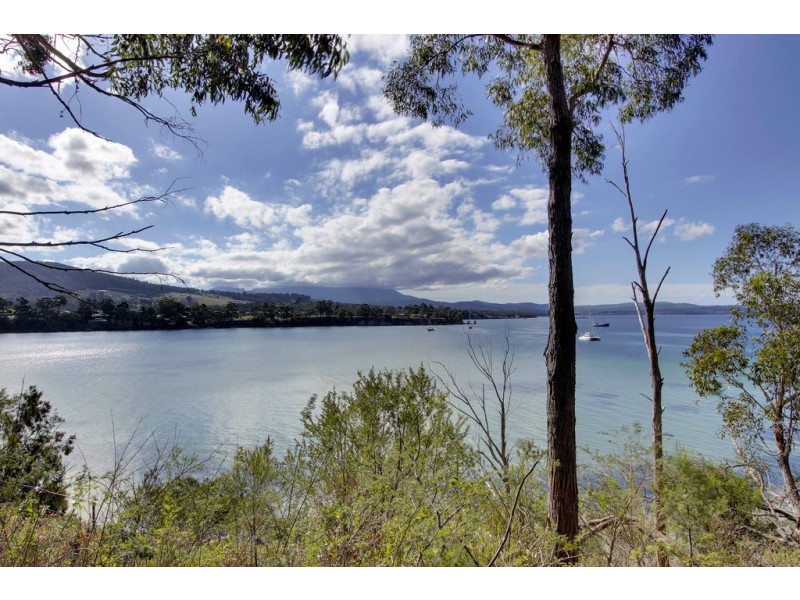 8 Mardon Lane, Coningham TAS 7054