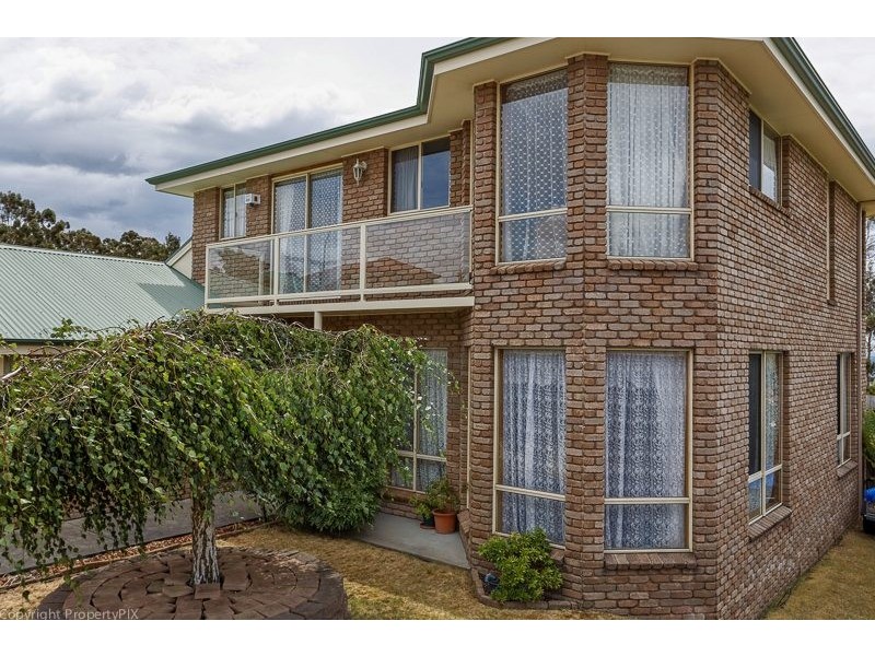 78 Diamond Drive, Blackmans Bay TAS 7052
