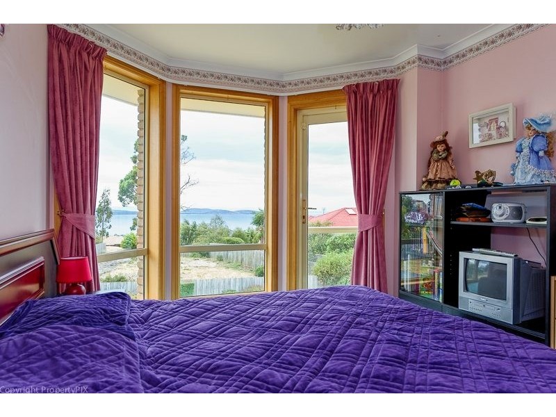 78 Diamond Drive, Blackmans Bay TAS 7052