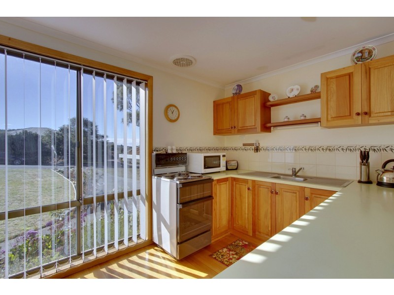 8 Ashley Court, Blackmans Bay TAS 7052