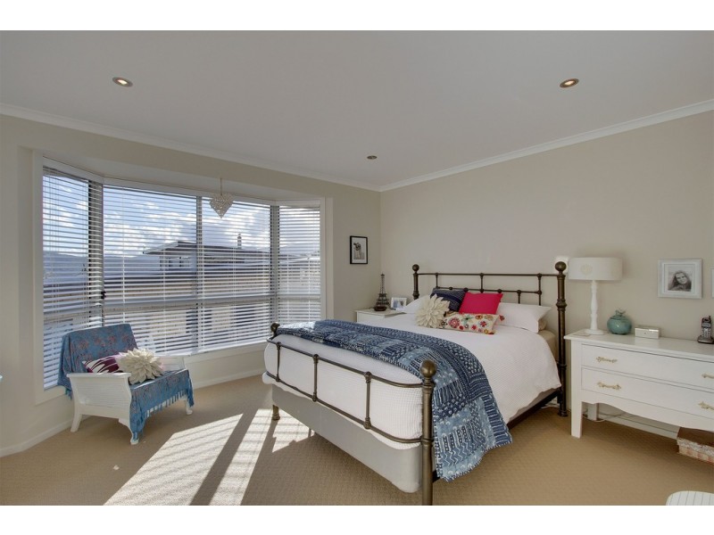 12 Celery Top Drive, Kingston TAS 7050