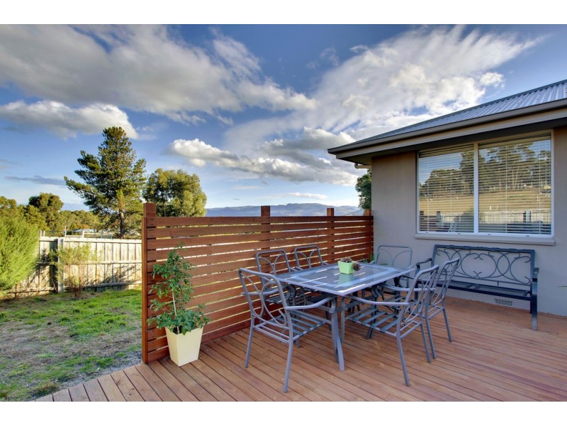 12 Celery Top Drive, Kingston TAS 7050