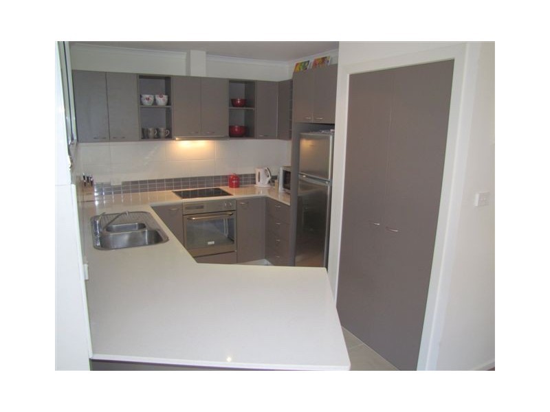 4/46 Willowbend Road, Kingston TAS 7050