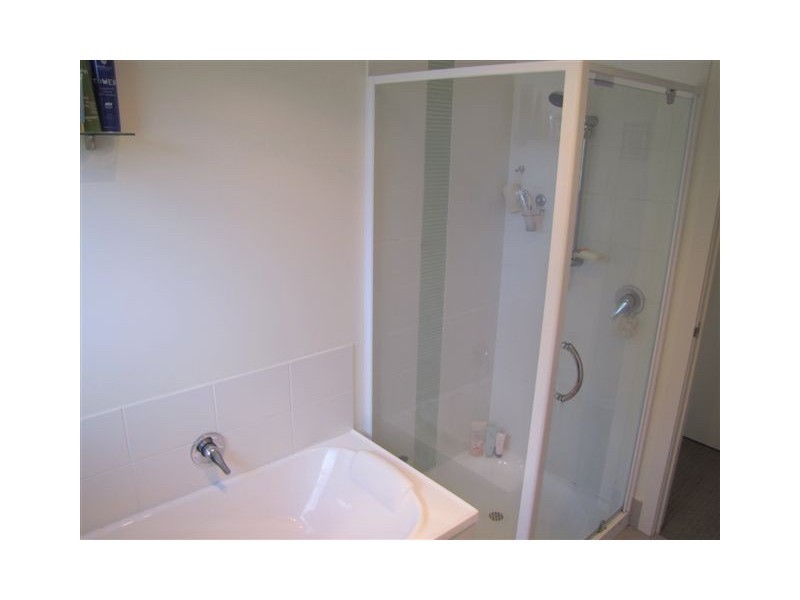 4/46 Willowbend Road, Kingston TAS 7050