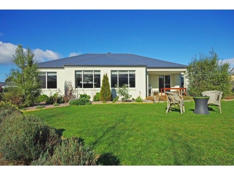20 Bonsai Place, Margate TAS 7054