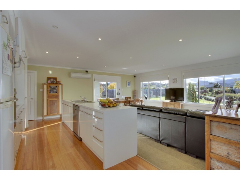 20 Bonsai Place, Margate TAS 7054