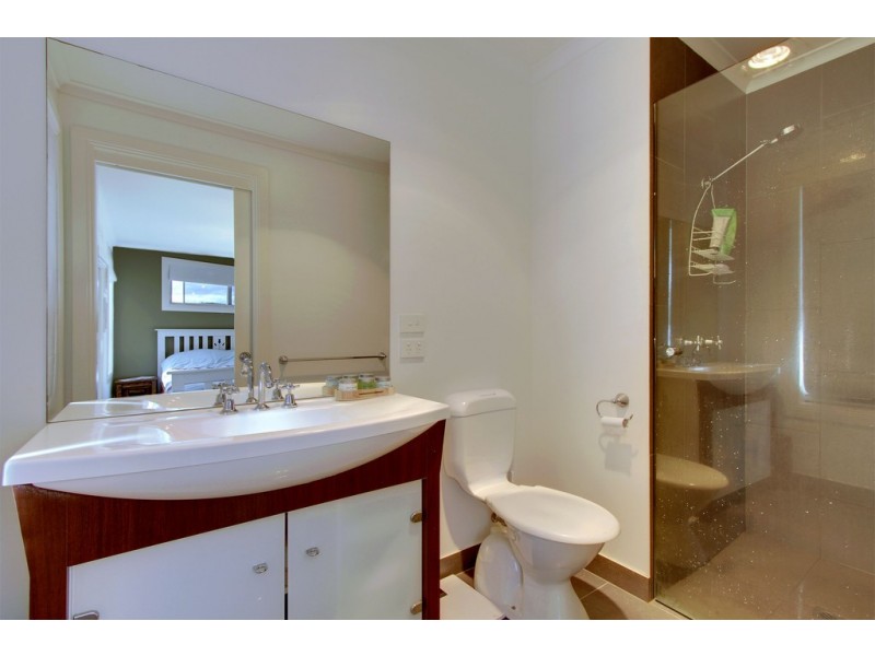 20 Bonsai Place, Margate TAS 7054