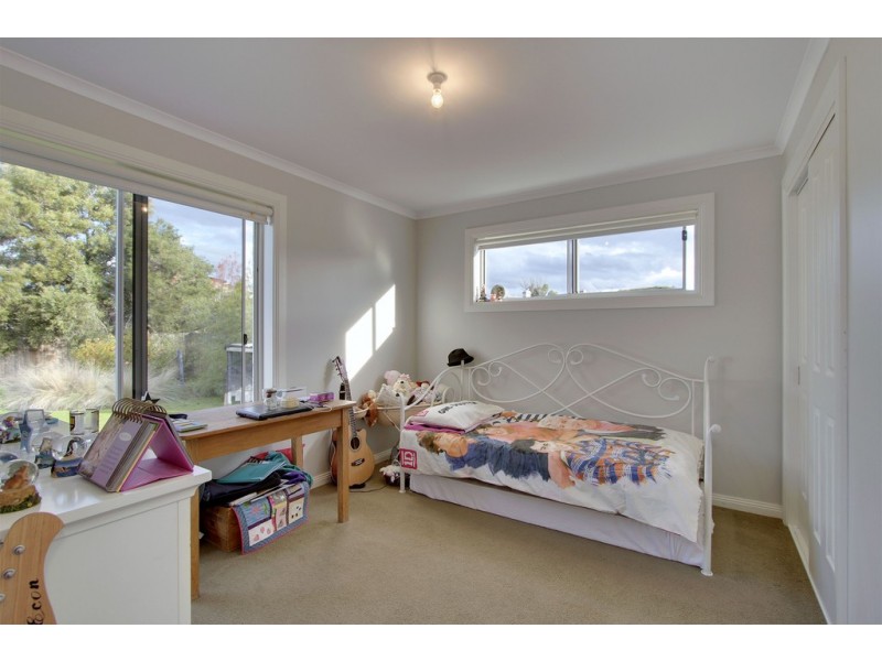 20 Bonsai Place, Margate TAS 7054