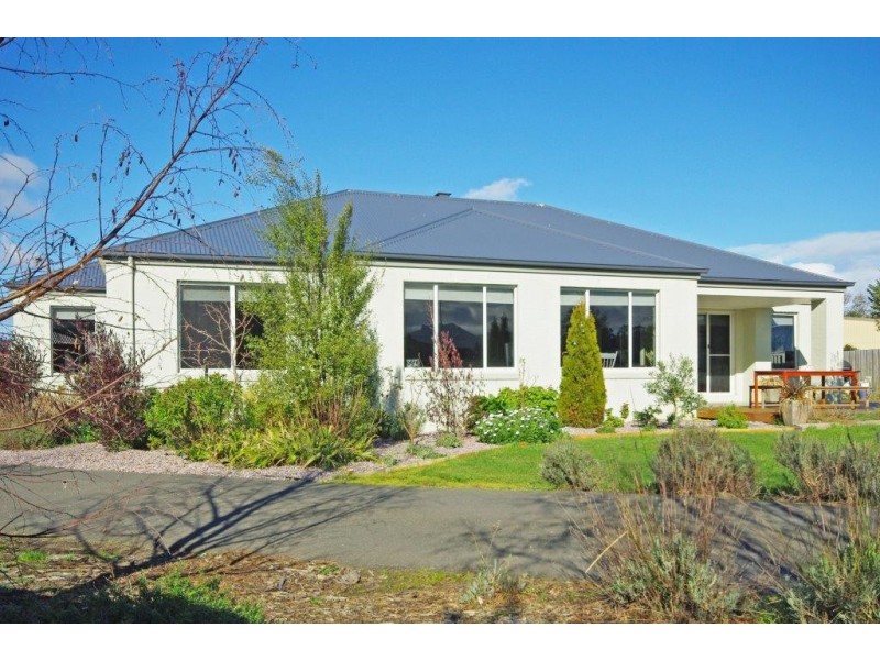 20 Bonsai Place, Margate TAS 7054