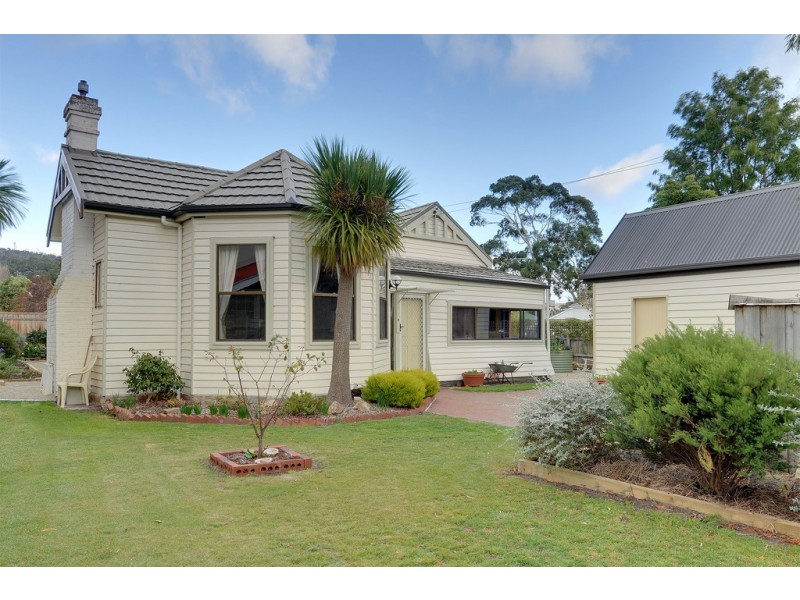 63 Balmoral Road, Kingston Beach TAS 7050