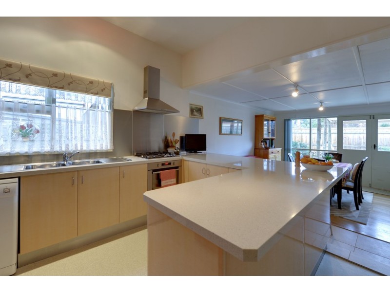 63 Balmoral Road, Kingston Beach TAS 7050