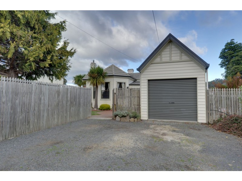 63 Balmoral Road, Kingston Beach TAS 7050