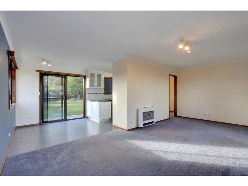1 Ash Drive, Kingston TAS 7050