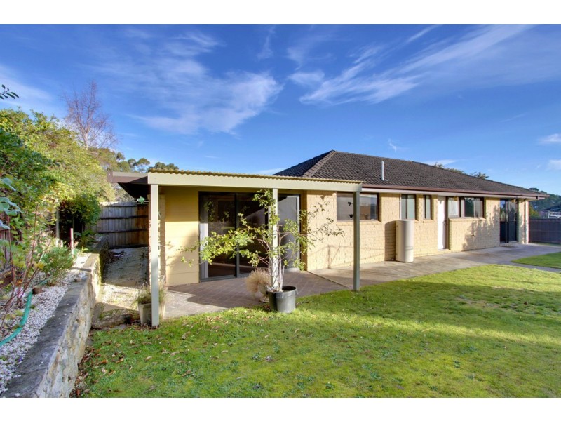 1 Ash Drive, Kingston TAS 7050