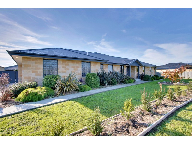 7 Bonsai Place, Margate TAS 7054