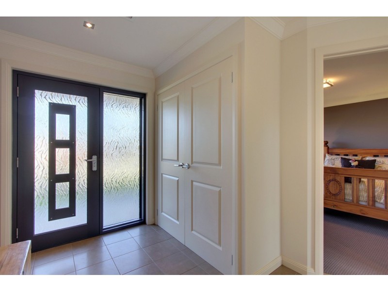 7 Bonsai Place, Margate TAS 7054