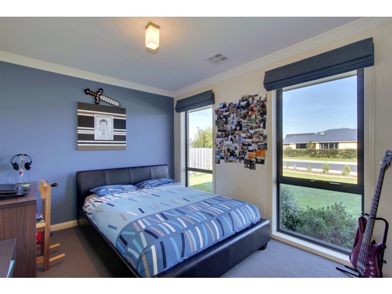 7 Bonsai Place, Margate TAS 7054